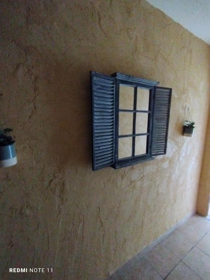 Chambre D Hotes En Provence, Au Pied Du Luberon, Les Coquelicots La Tour-dʼAigues Rom bilde